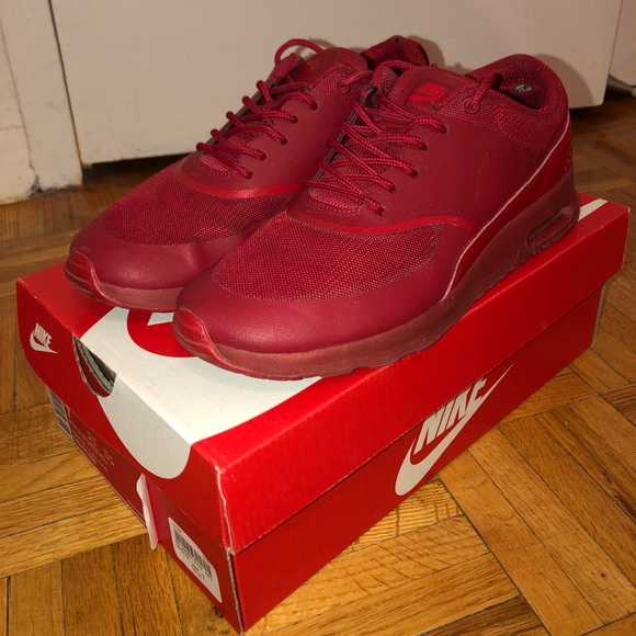 Nike Air Max Thea Women’s US 7 - Picture 2 of 4